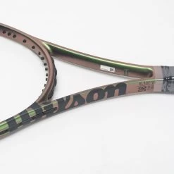 Wilson Blade 98 (16x19) V8 8 Wilson Blade 98 (16x19) V8 -Sport Racquet Shop 102845 3
