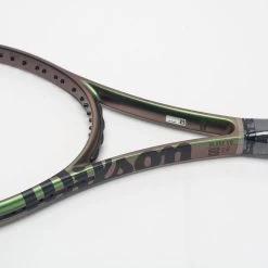 Wilson Blade 100 V8 -Sport Racquet Shop 102919 3