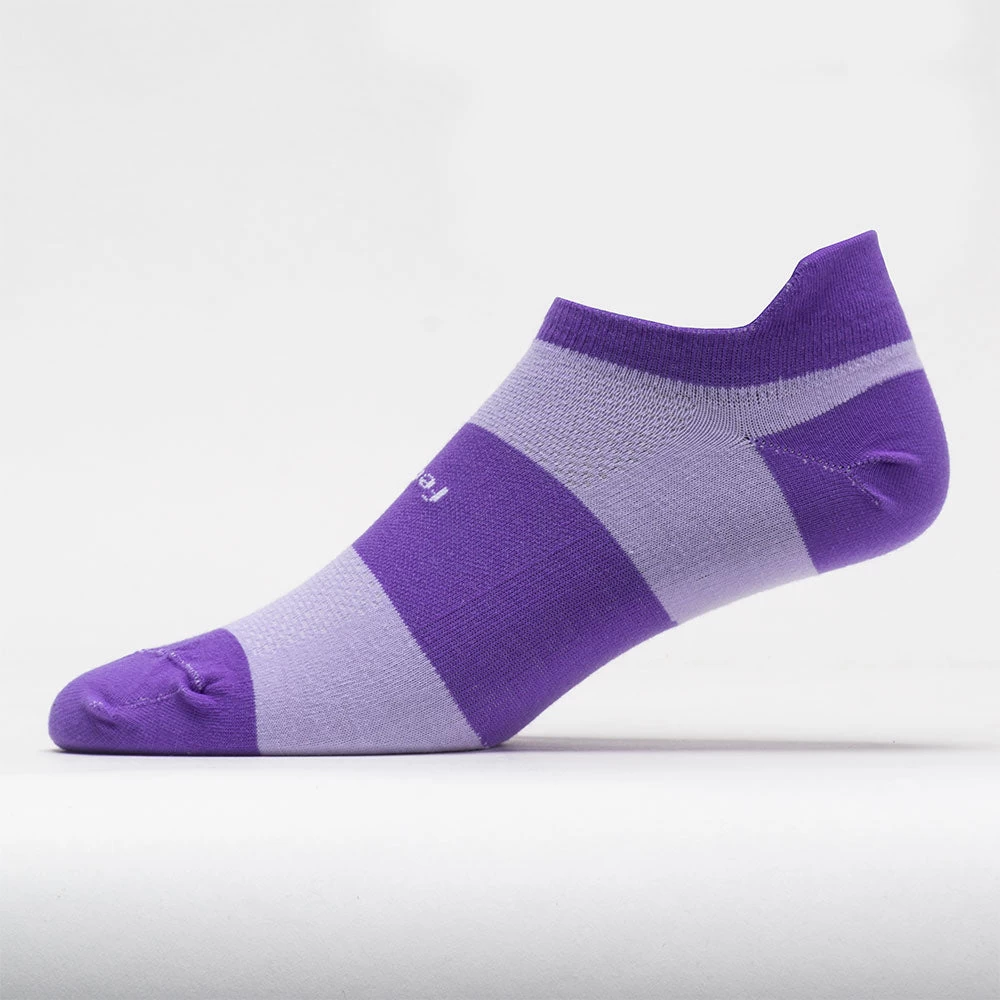 Feetures High Performance Ultra Light Cushion No Show Tab Socks 11 Feetures High Performance Ultra Light Cushion No Show Tab Socks - Image 9