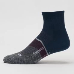 Feetures Elite Light Cushion Quarter Socks 21 Feetures Elite Light Cushion Quarter Socks -Sport Racquet Shop 651082 305 1