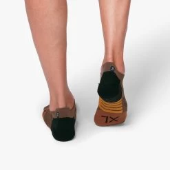 On Running On Low Socks Men's -Sport Racquet Shop 651101 192 2